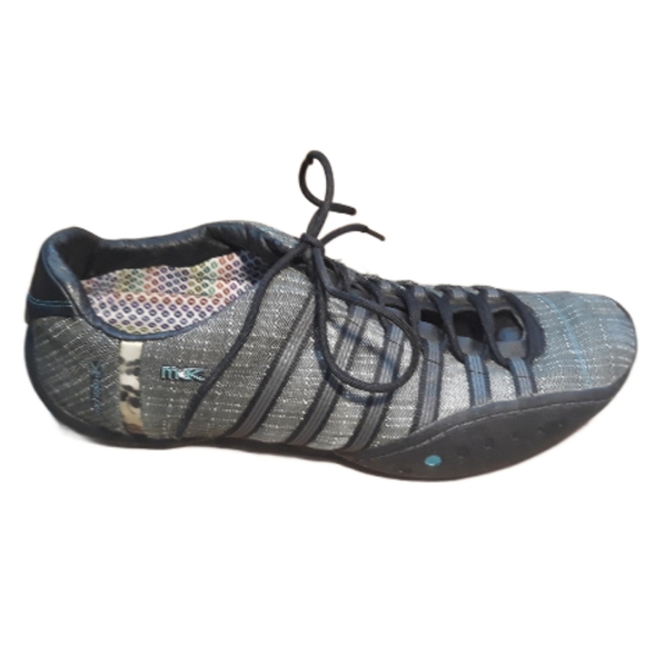 Michelle K Sport Textile Lace Up Sneakers - Size 11 Black/Gray - Picture 2 of 12